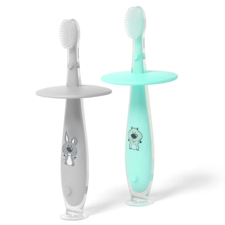 Babyono Зубная щетка с фиксатором, 12м+