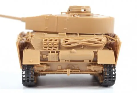 Сборная модель Немецкий средний танк PZ IV-H 